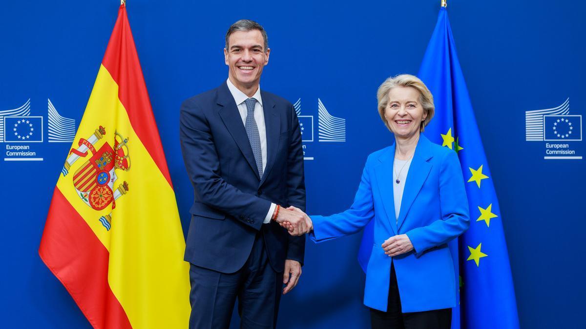 Sánchez pide ante Von der Leyen aumentar la presión a Israel con embargo y sanciones.