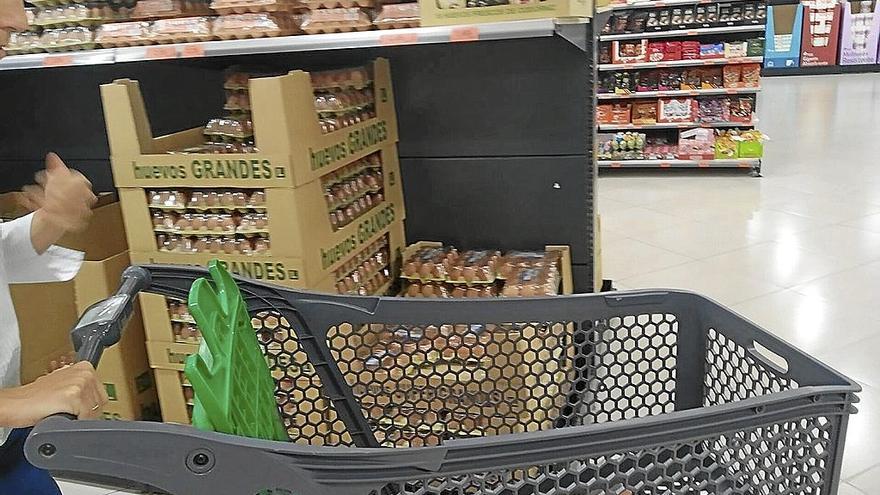 La cesta de la compra seguirá subiendo. | FOTO: JOSÉ MARI MARTÍNEZ