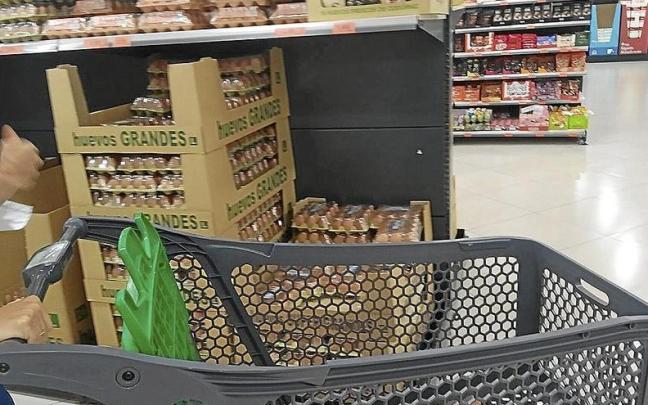 La cesta de la compra seguirá subiendo. | FOTO: JOSÉ MARI MARTÍNEZ
