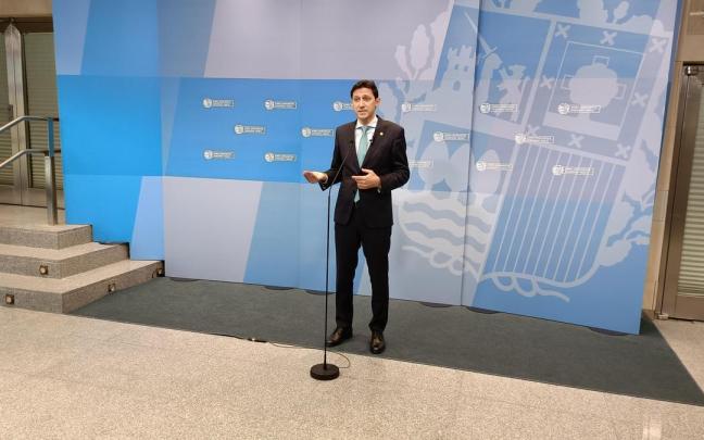 El consejero de Hacienda y Finanzas, Noël d'Anjou.