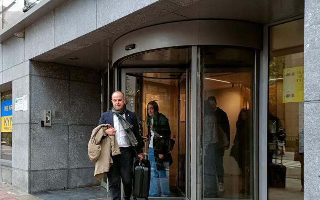 Jordi Turull y Míriam Nogueras, ayer en Bruselas, donde prosigue la negociación.