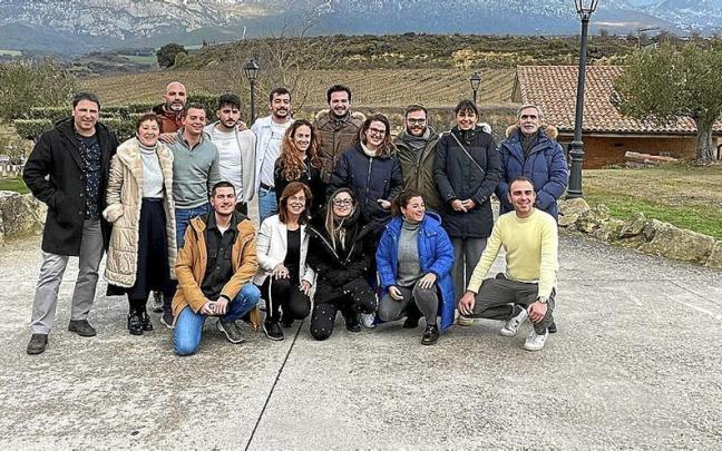 Los jóvenes formados en el Basque Culinary Center en la Rioja Alavesa. | FOTO: DNA Los jóvenes formados en el Basque Culinary Center en la Rioja Alavesa. | FOTO: DNA