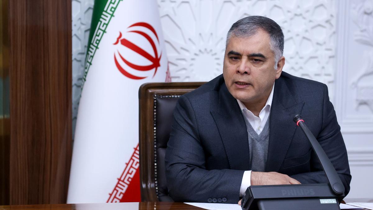 El ministro de Petróleo de Irán, Mohsen Pakneyad.