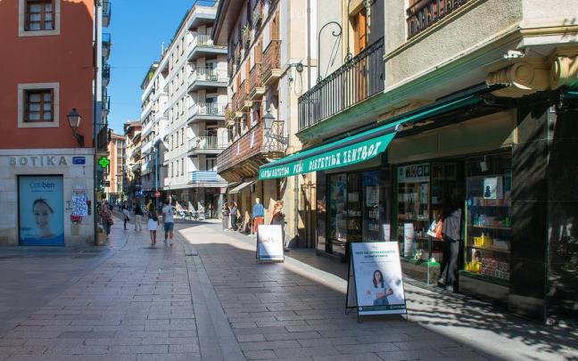 La calle comercial Biteri Txiki.