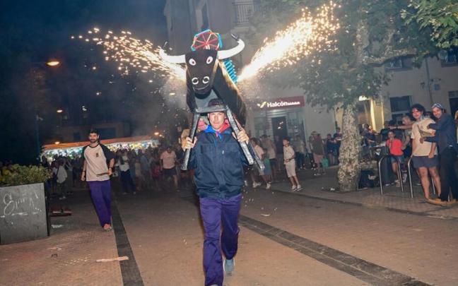 Toro de fuego, del 21 de julio.