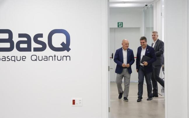 :	El Gobierno Vasco presenta el protocolo de uso que permitirá poner el ordenador cuántico IBM Quantum System Two a disposición de empresas e instituciones.