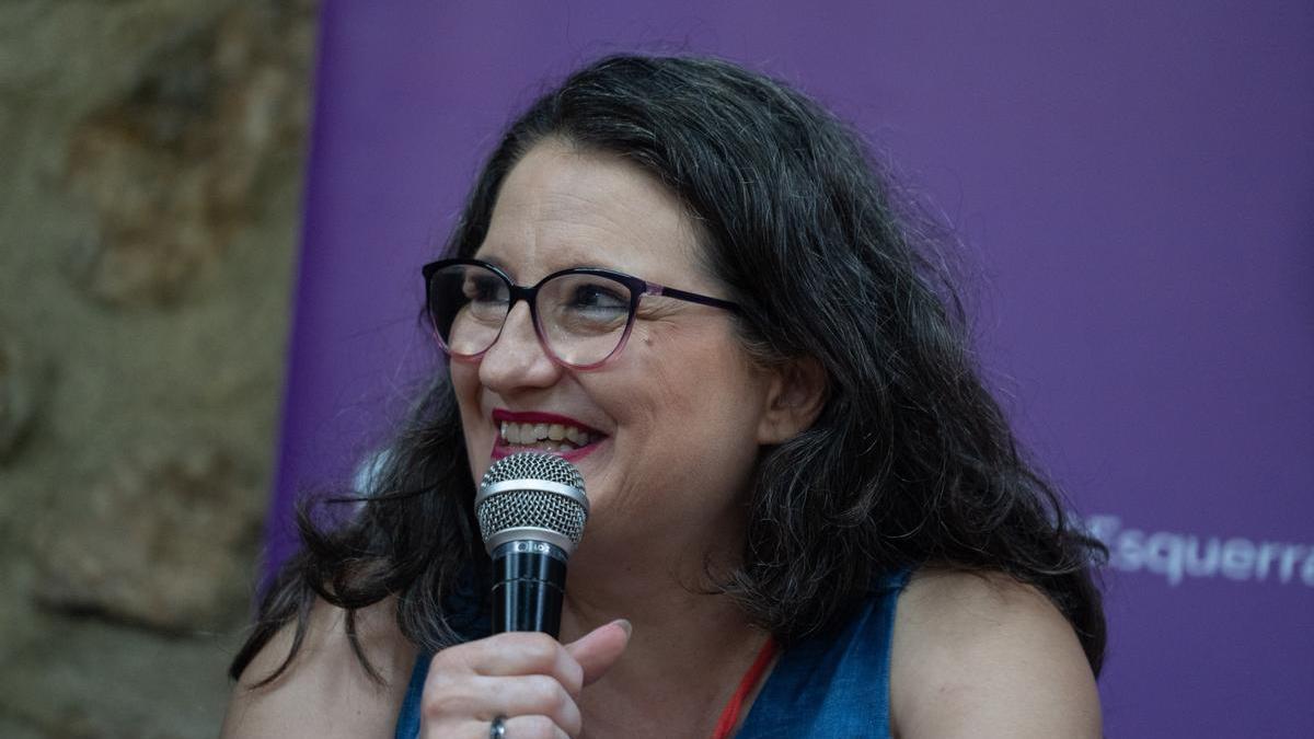 Mónica Oltra interviene durante un seminario.