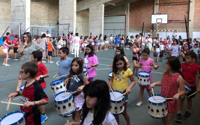 Ensayo de la tamborrada infantil este jueves.