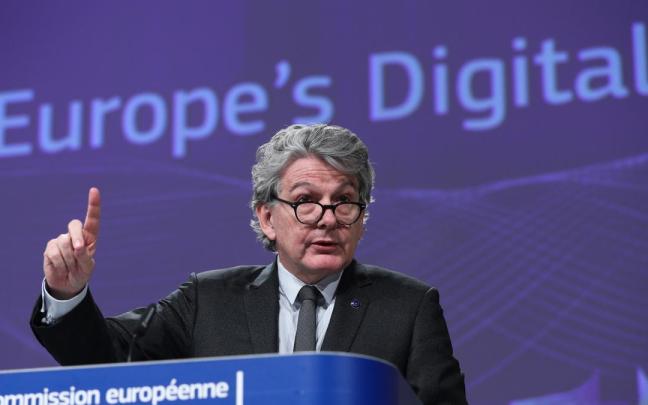 Thierry Breton, comisario europeo de Mercado Interno durante la rueda de prensa para explicar las bases del acuerdo.