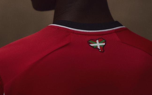 La nueva camiseta, motivo de discordia política. / ATHLETIC CLUB