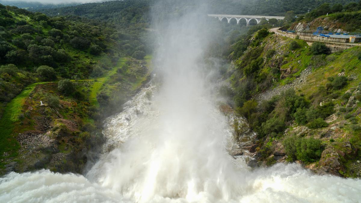 Imágenes del embalse de Los Melonares, en Sevilla