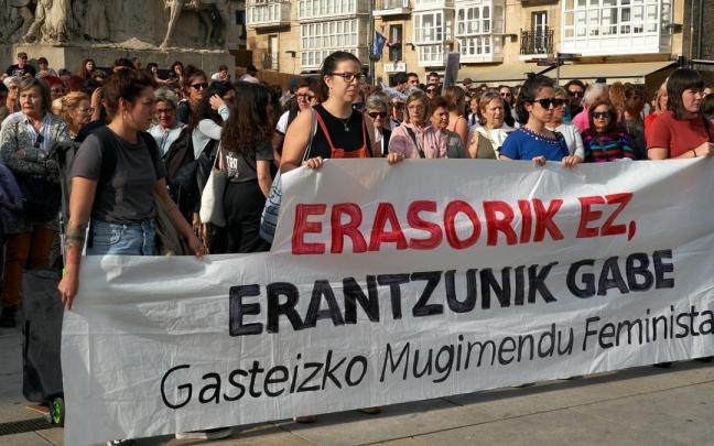 Concentración en Gasteiz contra el último crimen machista.