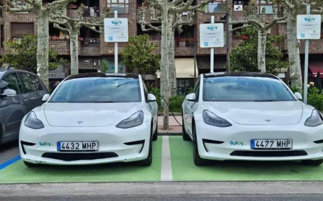 Los dos Teslas disponibles para su alquiler en Beasain / Udala Los dos Teslas disponibles para su alquiler en Beasain