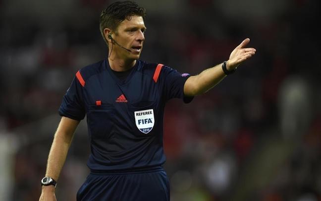 El italiano Gianluca Rocchi, durante su etapa como árbitro.