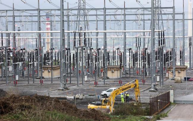 Obras de ampliación de la subestación eléctrica de Abanto.