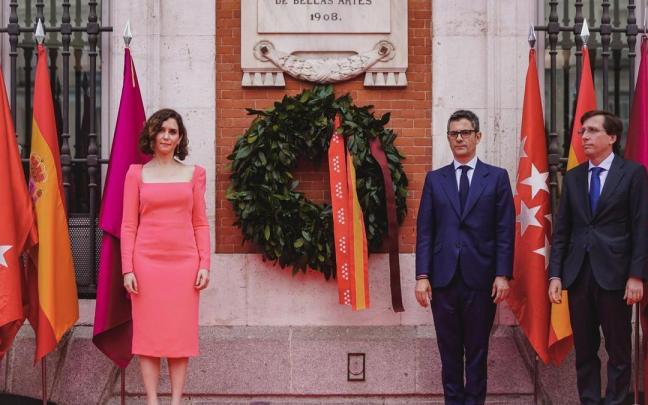 Ayuso, Bolaños y Almeida durante los actos del Dos de Mayo del año pasado.