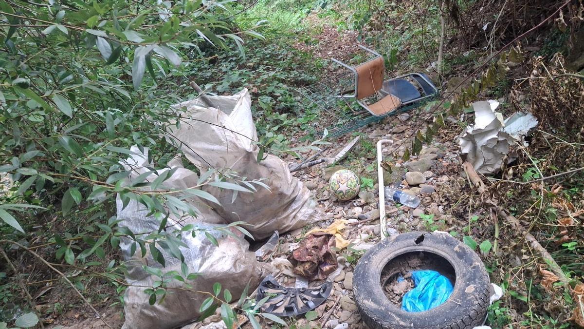 Basura en los ríos de Ordizia.