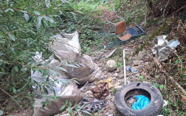 Basura en los ríos de Ordizia.