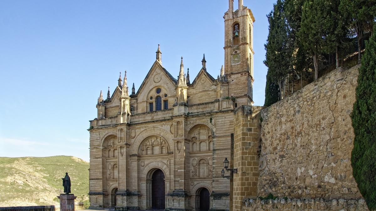 Real Colegiata de Santa María la Mayor.