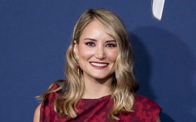 Alba Carrillo posa en el photocall de un evento