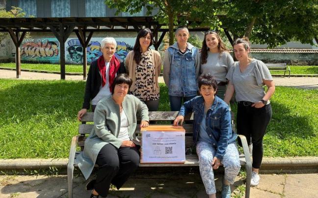 Representantes municipales y técnicas informan del proyecto puesto en marcha. / Debagoieneko Mankomunitatea. Representantes municipales y técnicas informan del proyecto puesto en marcha.