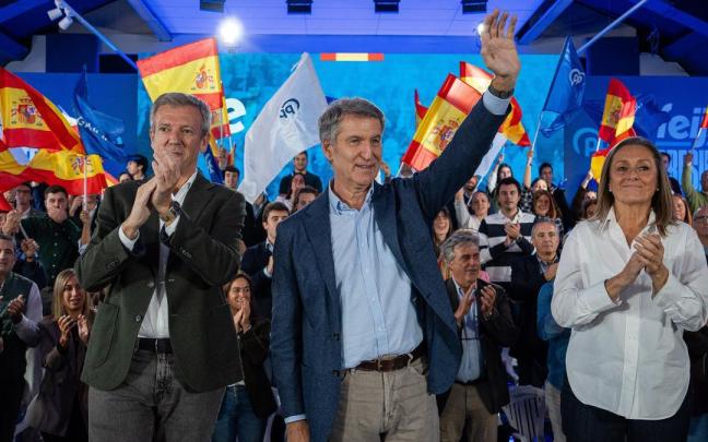 Feijóo advierte al PSOE de que no va a "indultar a los corruptos"