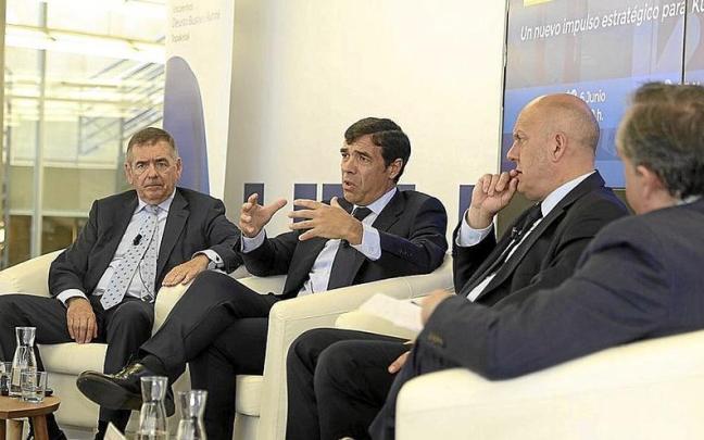 Anton Arriola participó ayer en unas jornadas organizadas por Deusto Business Alumni.