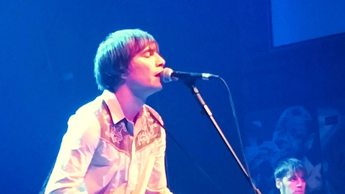 El músico de Gernika Gaizka Isunza lleva un cuarto de siglo tocando también con Audience