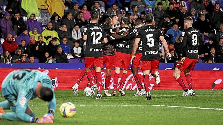 Los jugadores del Athletic celebran uno de los goles anotados en la capital castellana. | FOTO: EFE