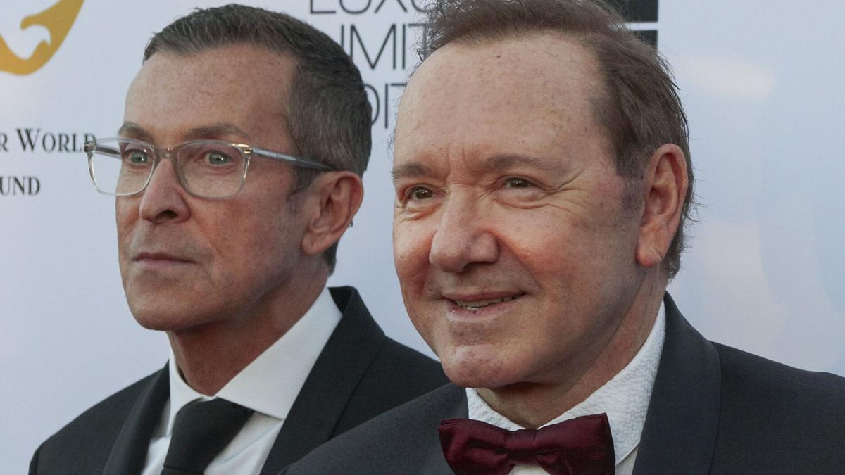 Kevin Spacey, premiado e invitado de honor en la gala de Better World Fund en Cannes.