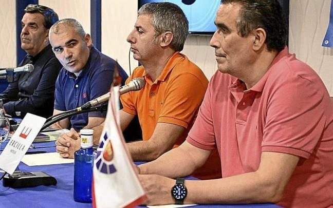 Representantes de Euspel, Esan, Erne y Sipe, ayer en su comparecencia conjunta. | FOTO: OSKAR GONZÁLEZ