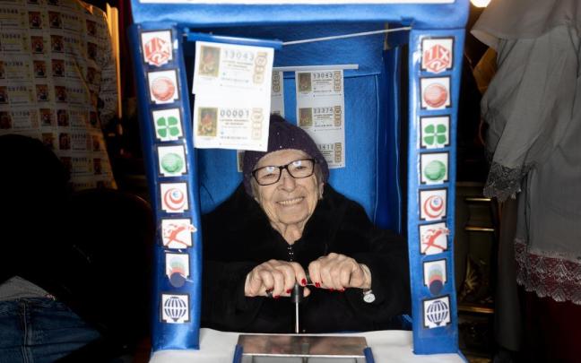 En imágenes: Los mejores disfraces del Sorteo Extraordinario de la Lotería de Navidad 2025