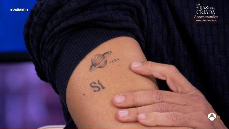 Juan del Val conmemora este año con un nuevo tatuaje.