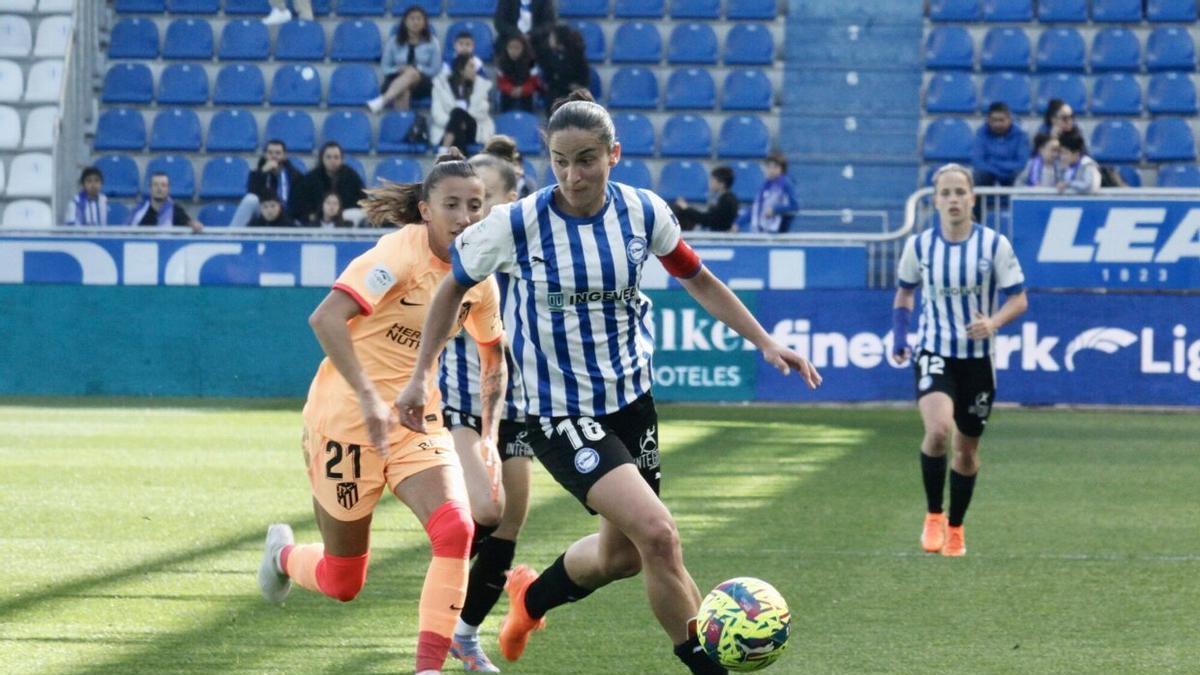 En imágenes: Todas las fotos del partido de las Gloriosas en Mendizorroza (búscate en la grada)