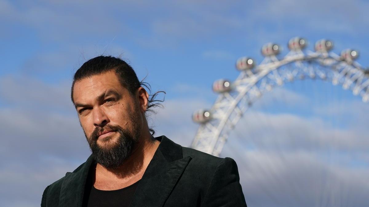 Jason Momoa en una premier en Londres.