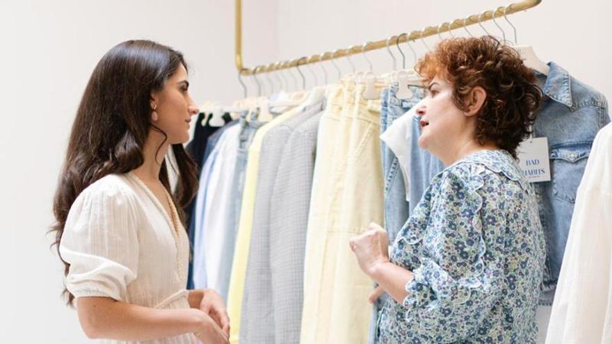 Leire Barrero y Maite Goikoetxea, de la boutique Truk Moda de Beasain.