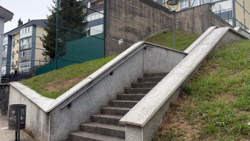 Tramo de escaleras actual para acceder a la zona alta de Errotazar