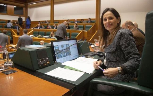 La presidenta del Parlamento Vasco, Bakartxo Tejeria, durante un pleno de la pasada legislatura. / PNV La presidenta del Parlamento Vasco, Bakartxo Tejeria, durante un pleno de la pasada legislatura.