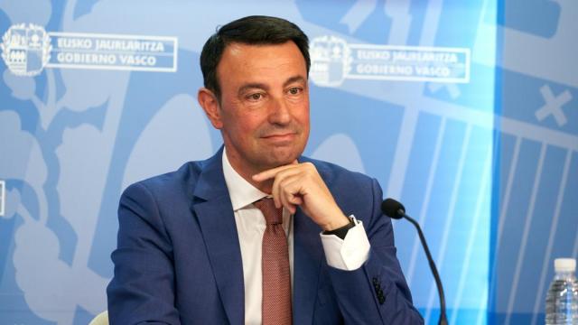 El consejero vasco de Economía, Trabajo y Empleo, Mikel Torres, en la rueda de prensa posterior al Consejo de Gobierno.