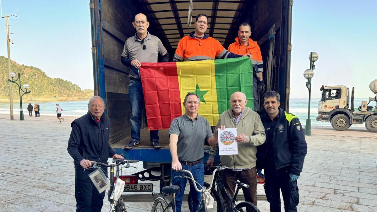 Algunas de las bicicletas que irán desde Zarautz a Senegal.