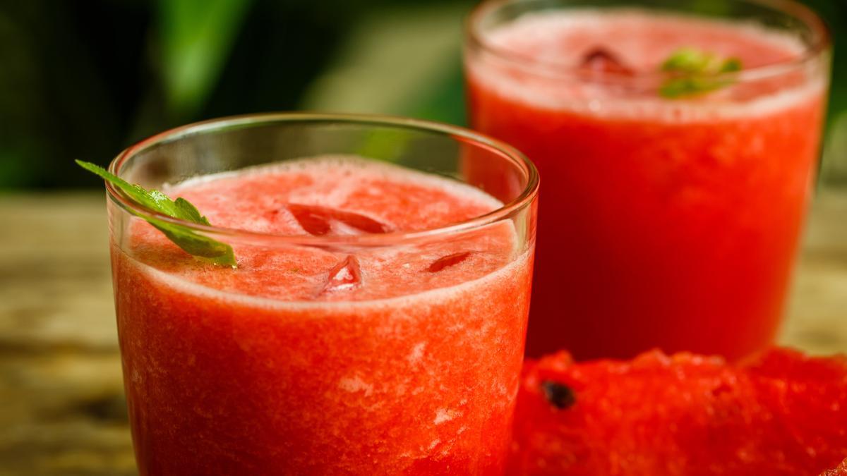 Un apetecible gazpacho hecho a base de sandía y hierbabuena