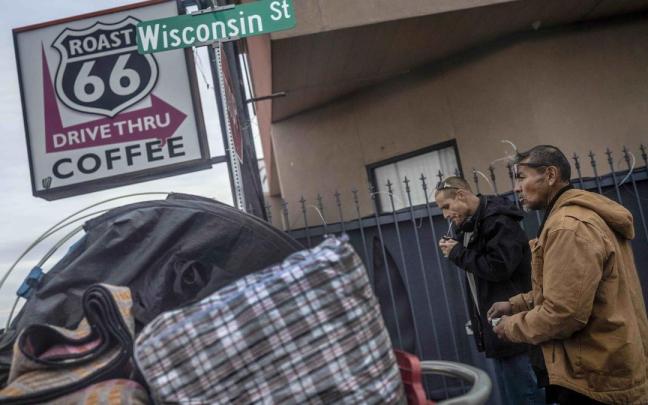 Un hombre consumiendo fentanilo en Albuquerque, Nuevo México (Estados Unidos). Un hombre consumiendo fentanilo en Albuquerque, Nuevo México (Estados Unidos).