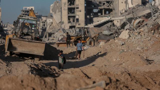 Búsqueda de cuerpos israelíes en Gaza