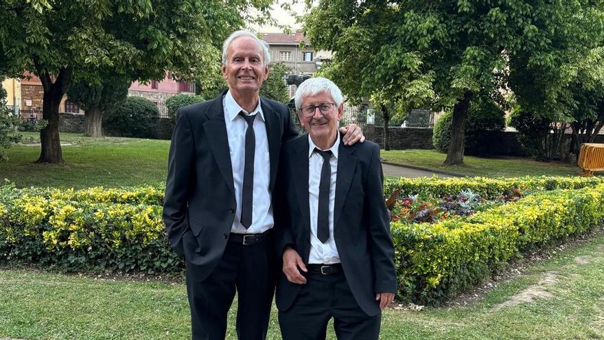 Miguel Ángel Zabaleta y Jesús Odriozola 'Otxua', dos veteranos de la banda que se 'jubilan'.