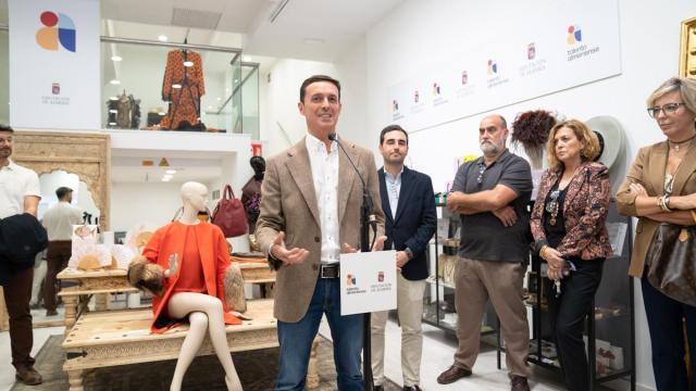 El presidente de la Diputación de Almería, Javier Aureliano García.