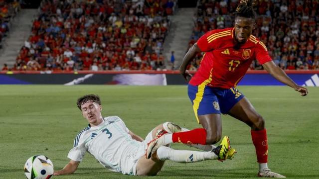 Nico Williams en el partido de ayer ante Italia / DEIA