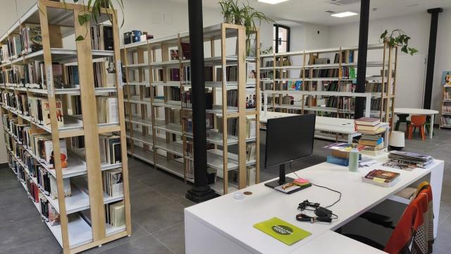 La nueva biblioteca de Artziniega va tomando forma en la casa de cultura