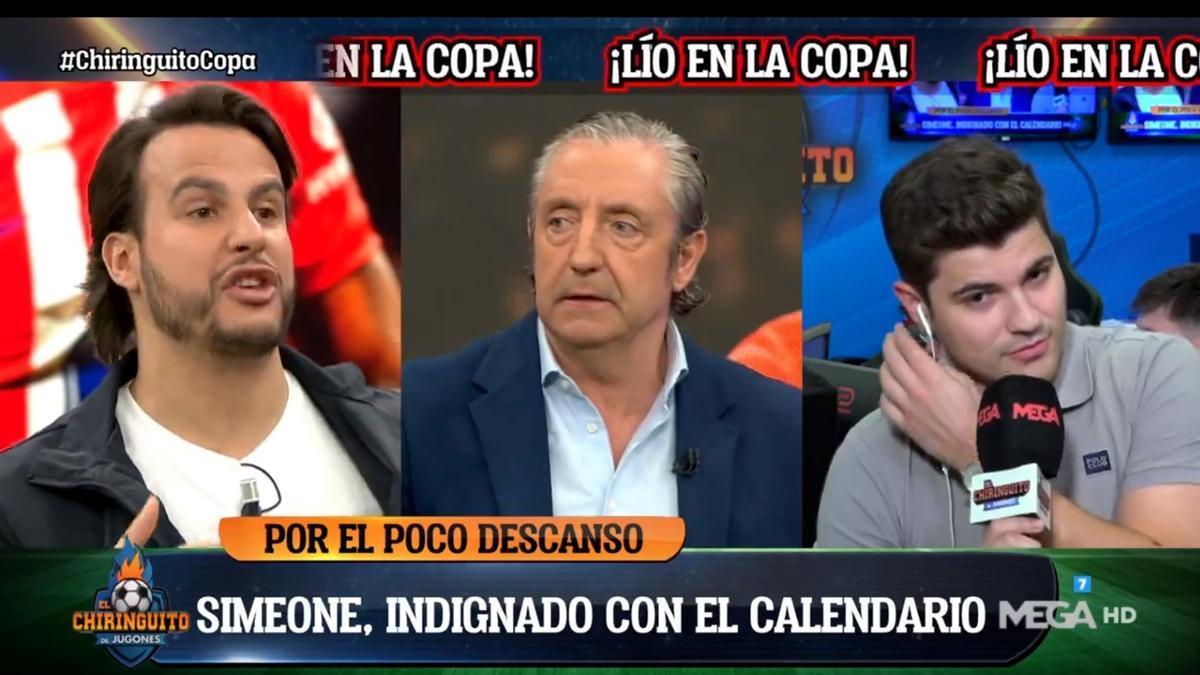 Juanfe Sanz(i), Josep Pedrerol(c) y Nico Rodríguez(d) durante el debate