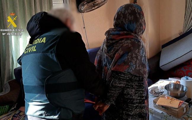 Una de las personas detenidas.