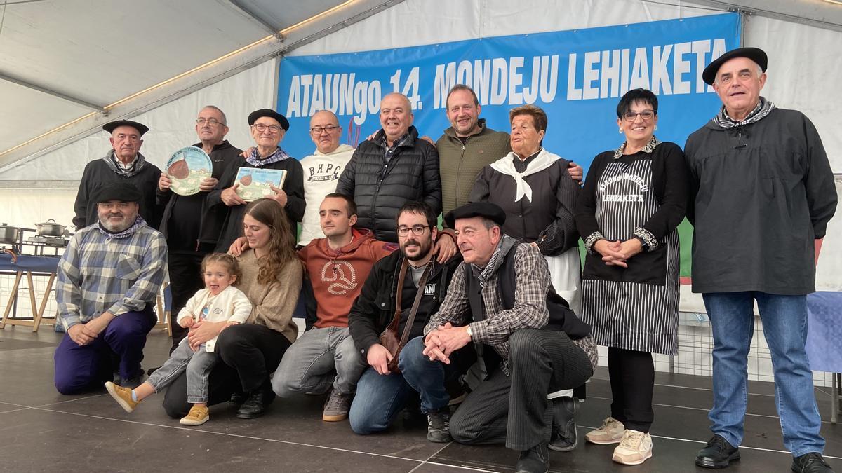 Ataungo XIV. Mondeju Lehiaketa, iruditan